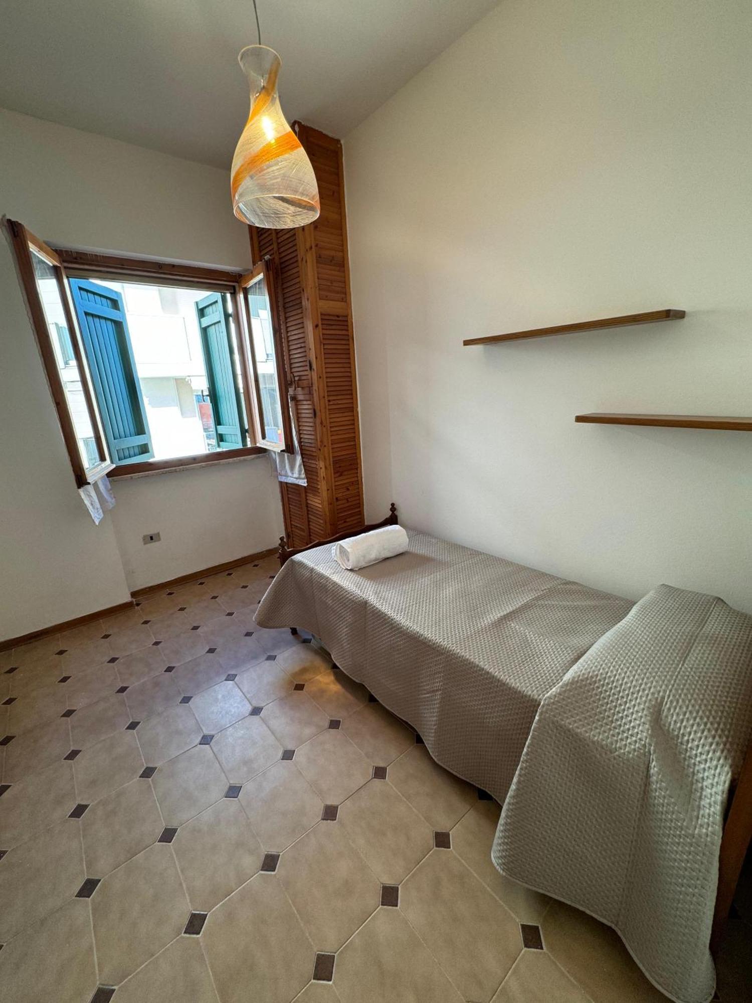 Pm 95 Via Lido Guest House アルゲーロ エクステリア 写真